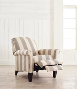 DP20c_DC_Collage_Oct_2021_Chair1_03