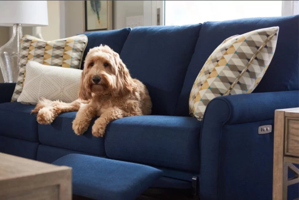 Throw pillows discount on recliner sofa