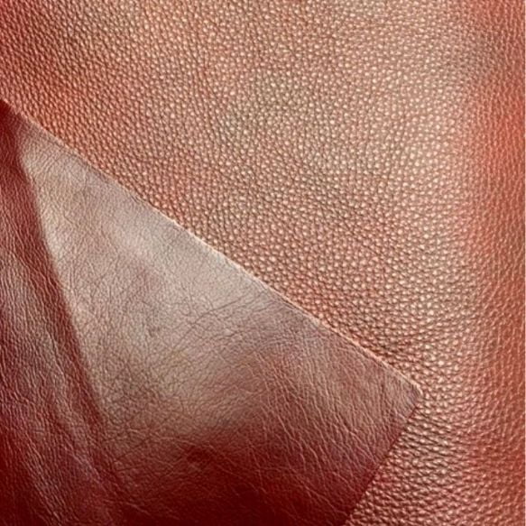 Closely matched red leather covers sho how hard it is to match furniture fabric colours How To Mix & Match Furniture