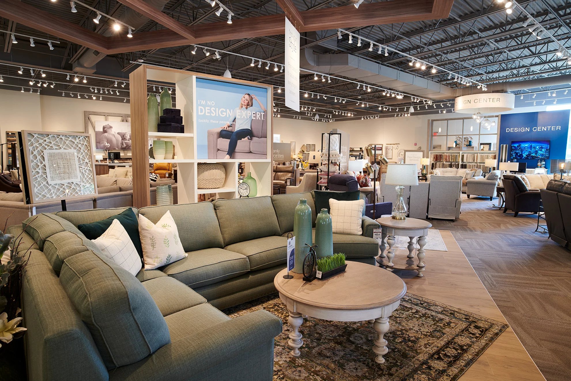 Hunt Club Stores