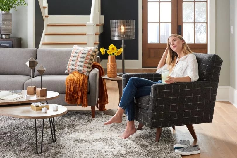 La-Z-Boy Swivel Chair and sofa The La-Z-Boy Bellevue High Leg Swivel Chair: In-Depth Review