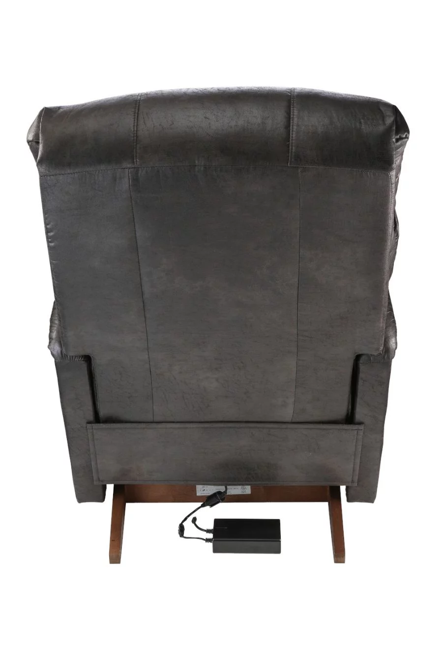 CC_P10 Recliner full with Battery-0036NoTag_2016 La-Z-Boy Power vs. Competition