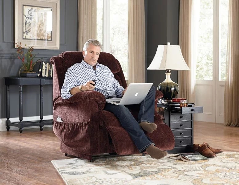 KR2_ASTOR_C993409_M2 Top Recliner Gifts