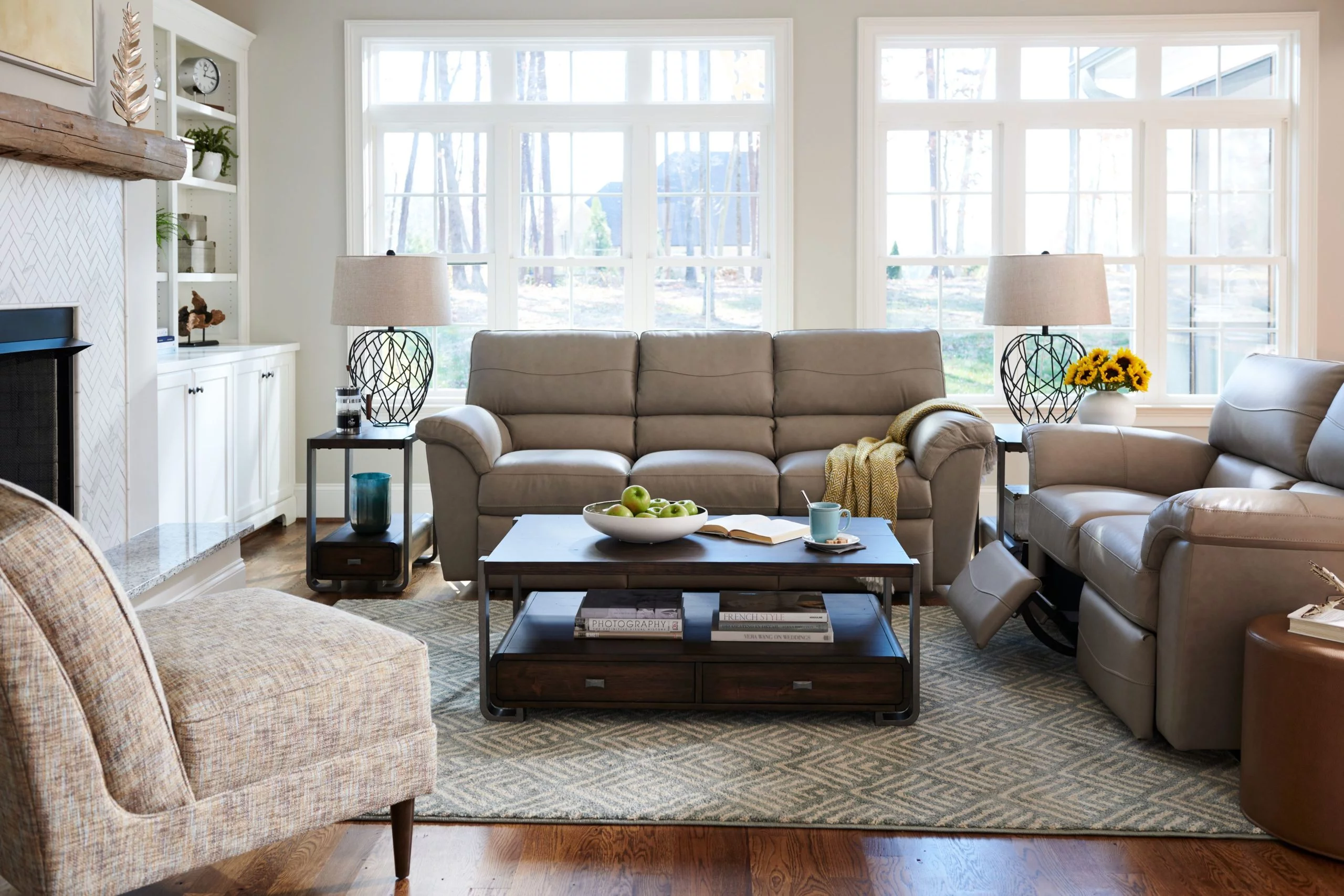 La-Z-Boy_Reese_Sofa La-Z-Boy Reese Sofa Lower Price Bracket Sofa Costs