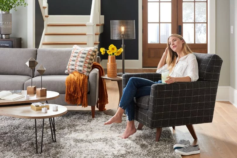 La-Z-Boy Swivel Chair and sofa The La-Z-Boy Bellevue High Leg Swivel Chair: In-Depth Review