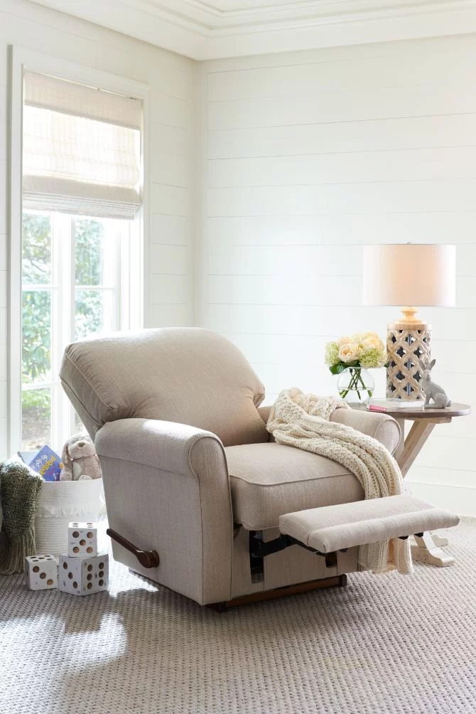 Recliner.3 Recliner Fit