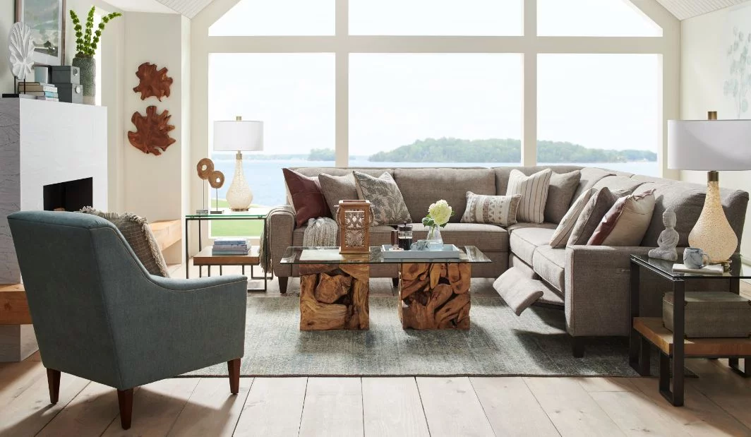 WO7_Edie_HolisticHaven_9DP-897_C166164 Sectional Buyers Guide