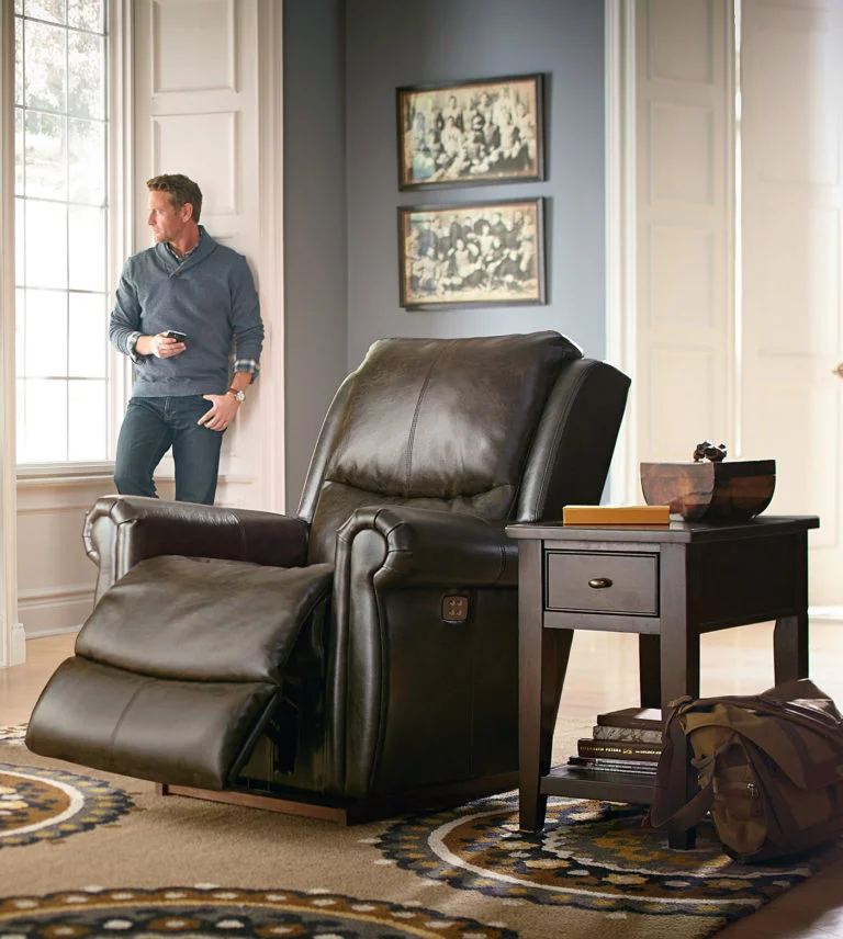 recliners-small2-768x856_jpg