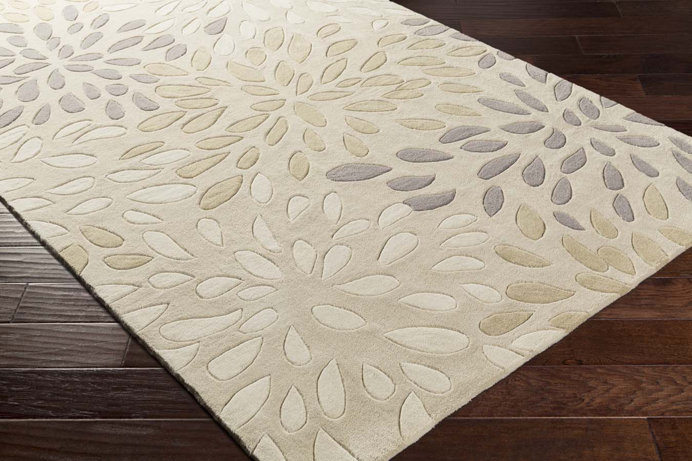 RUGS                