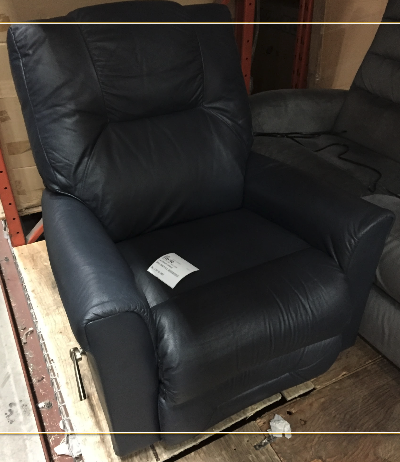 RECLINA-WAY RECLINER