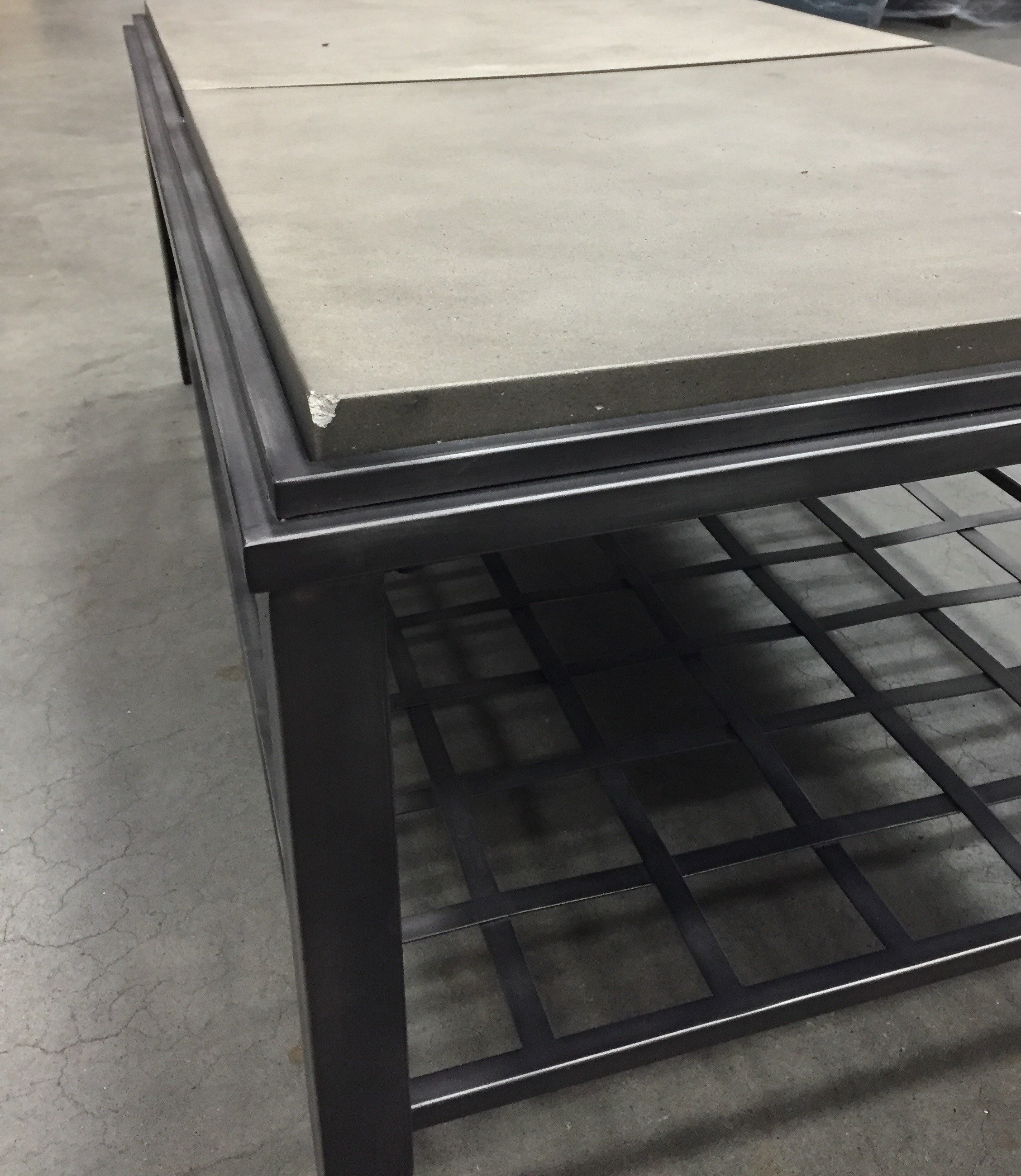 KINKA GRID RCT TABLE
