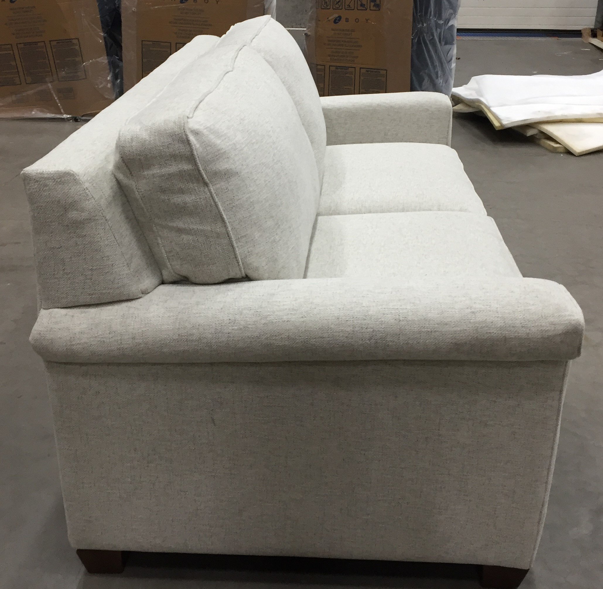 APARTMENT SOFA